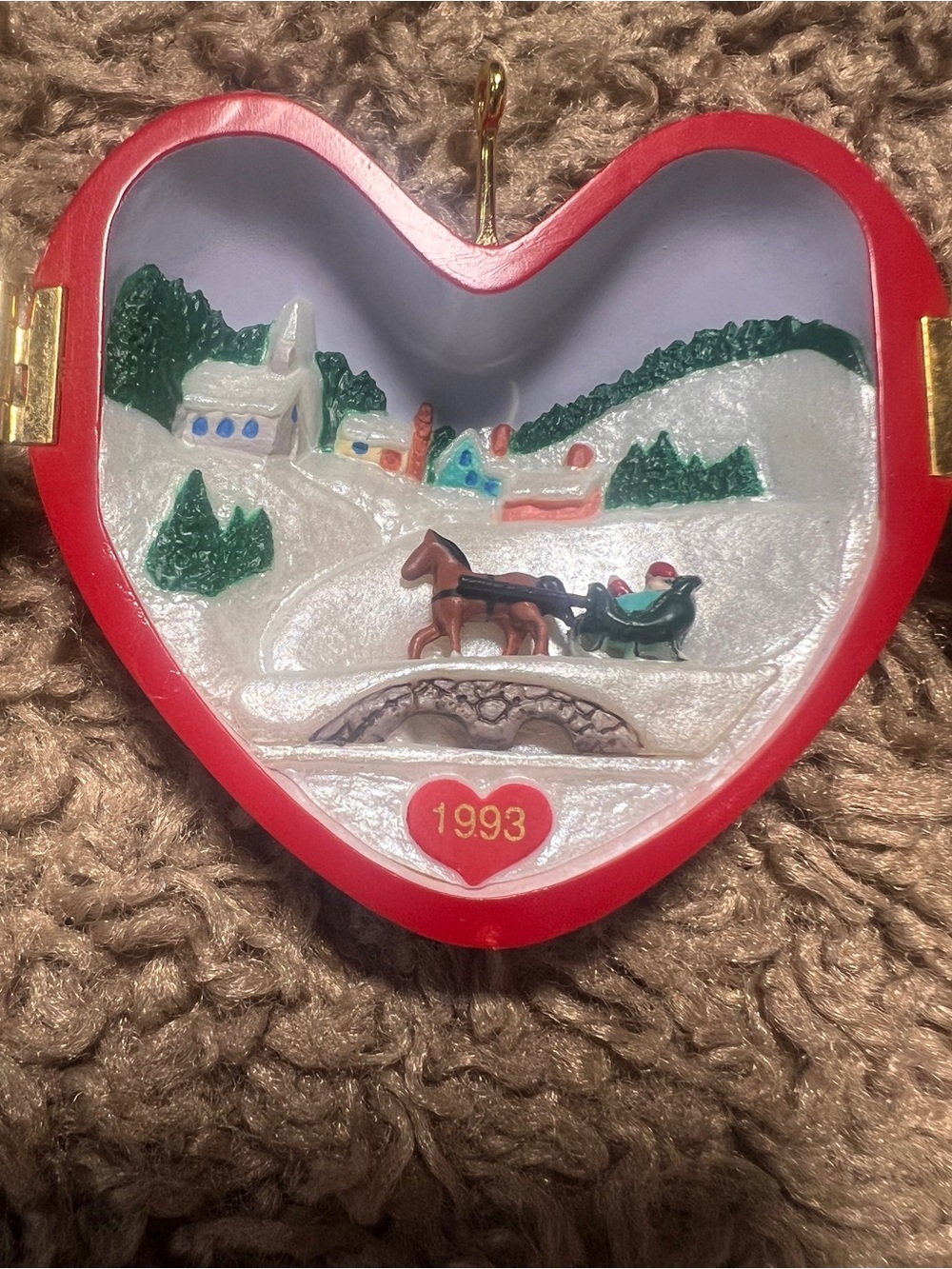 Hallmark Keepsake Ornament Heart of Christmas Collector’s Series 1993 - Picture 4 of 8